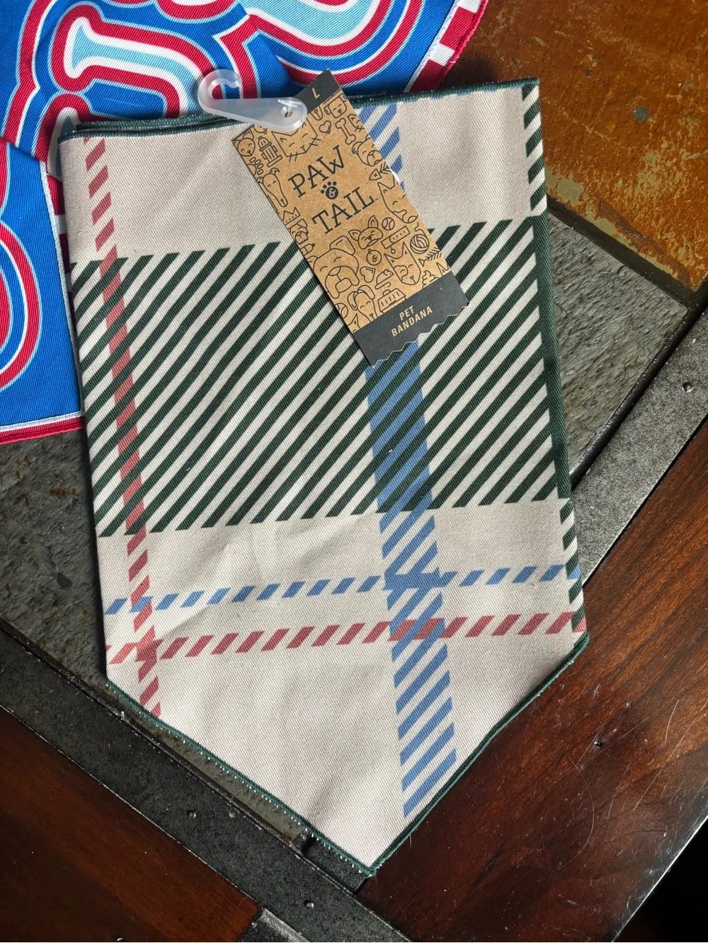7 paw and tail pet bandanas small large pets puppy dog new $50 holiday